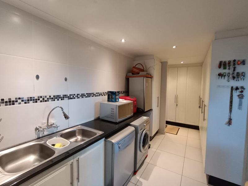 3 Bedroom Property for Sale in Hartenbos Western Cape
